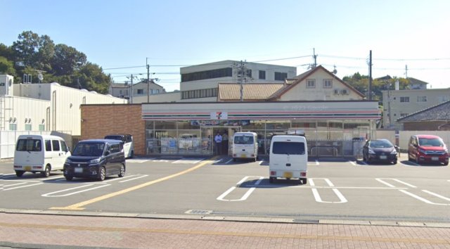 コンビニ　セブンイレブン　相生垣内店（コンビニ）まで300m