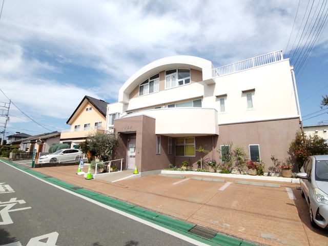 病院　大沢医院　徒歩４分（病院）まで300m