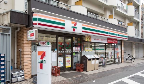 コンビニ　セブンイレブン江東森下４丁目店（コンビニ）まで294m