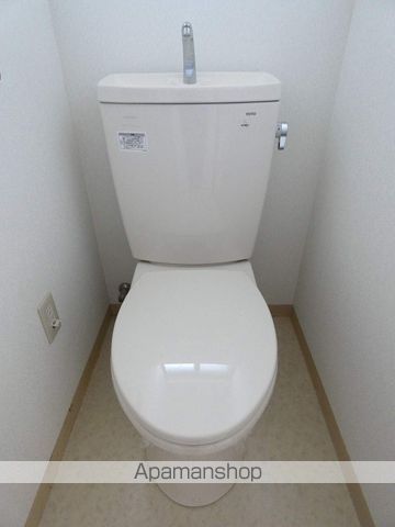 芳川町貸家のトイレ写真
