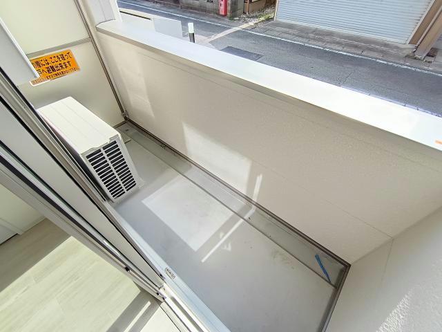 バルコニー　103