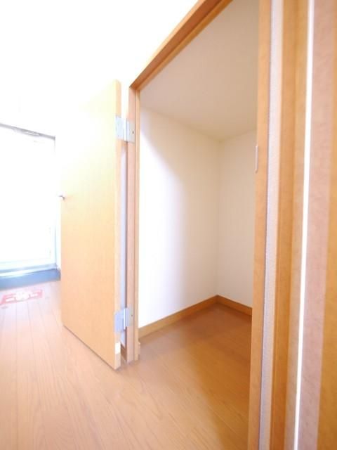 その他設備　★廊下の収納です★