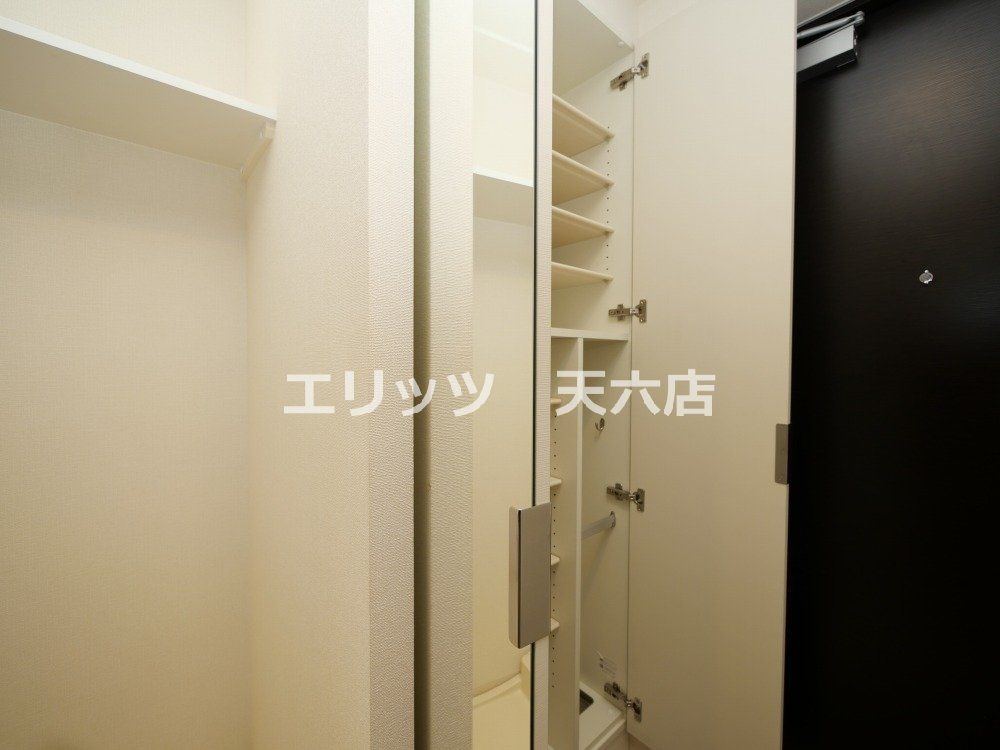 玄関　玄関