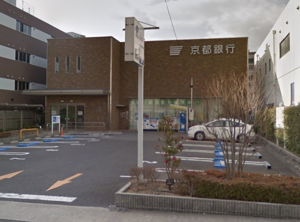 銀行　京都銀行石山支店（銀行）まで53m