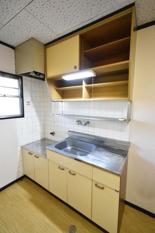 キッチン　キッチンでお料理をお楽しみください※別部屋の写真になります