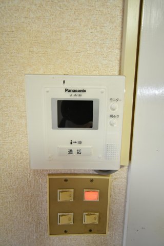セキュリティ　※別部屋の写真になります
