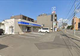 コンビニ　ローソン札幌北24東十二丁目店（コンビニ）まで195m