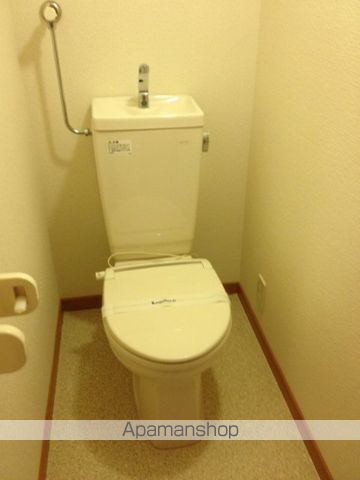 レオパレスフォレスト55のトイレ写真