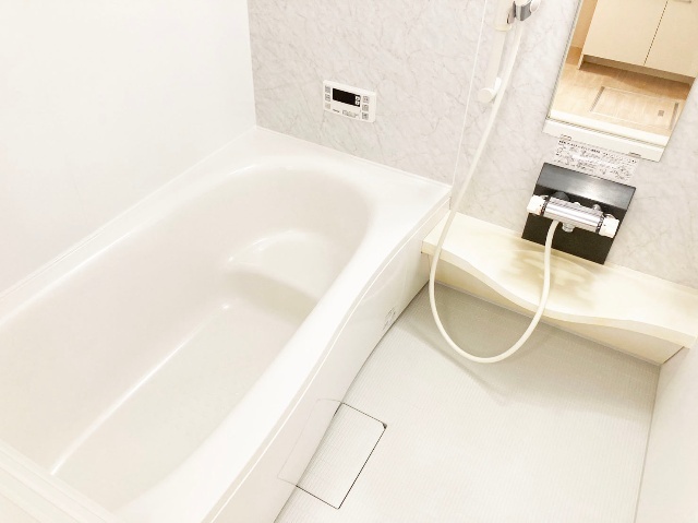 バス・シャワールーム　同物件別部屋