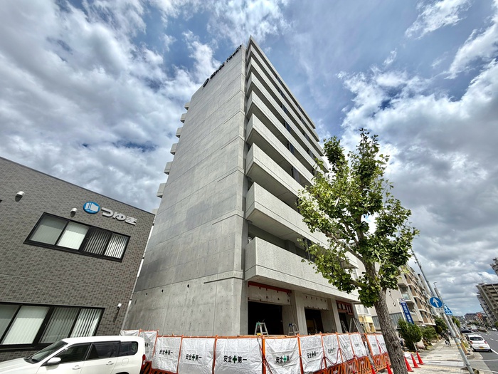 建物外観　建築中