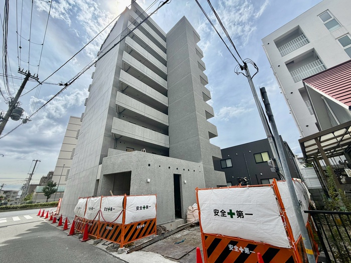建物外観　建築中