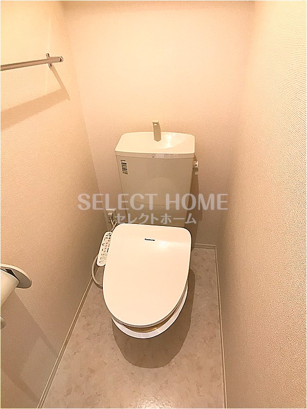 トイレ　ゆったりとした空間のトイレです