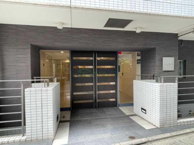 エントランス　ＣＹＮＴＨＩＡ　ＦＯＵＲ－Ｄ　ＳＡＮＧＥＮＪＡＹＡ