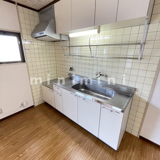 ＪＲ豊肥本線 平成駅 徒歩10分 3階建 築33年のキッチン写真
