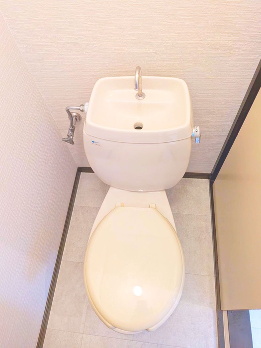 サンライズのトイレ写真
