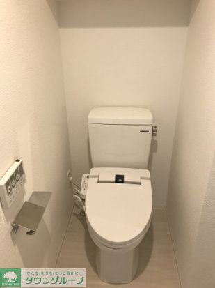都営浅草線 西馬込駅 徒歩10分 5階建 築8年のトイレ写真