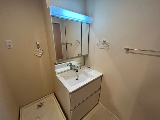 洗面設備　※別部屋参考写真