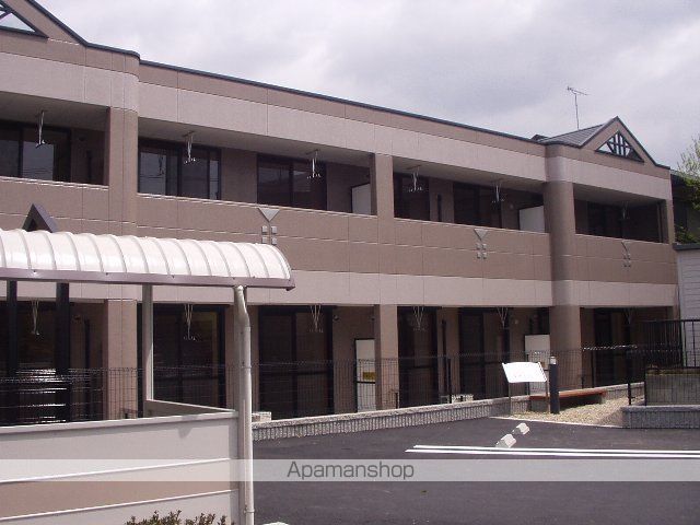 ＪＲ東海道本線 岡崎駅 バス乗車時間：12分 最寄りバス停で下車 徒歩4分 築22年