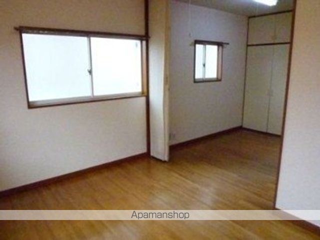 ＪＲ中央線 吉祥寺駅 徒歩25分 2階建 築39年の居間写真