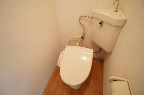 プレジール長妻のトイレ写真
