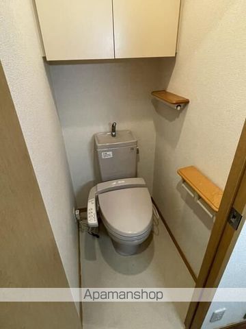 ＪＲ山手線 大塚駅 徒歩5分 7階建 築23年のトイレ写真