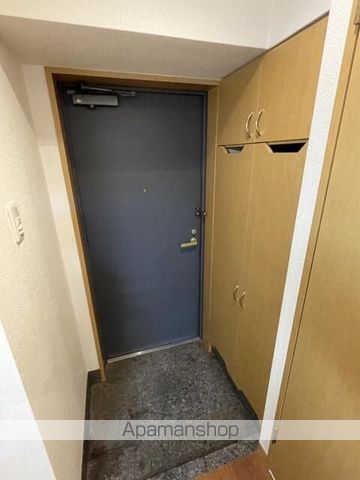 ＪＲ山手線 大塚駅 徒歩5分 7階建 築23年の玄関写真