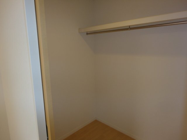 収納　ウォークインクローゼット