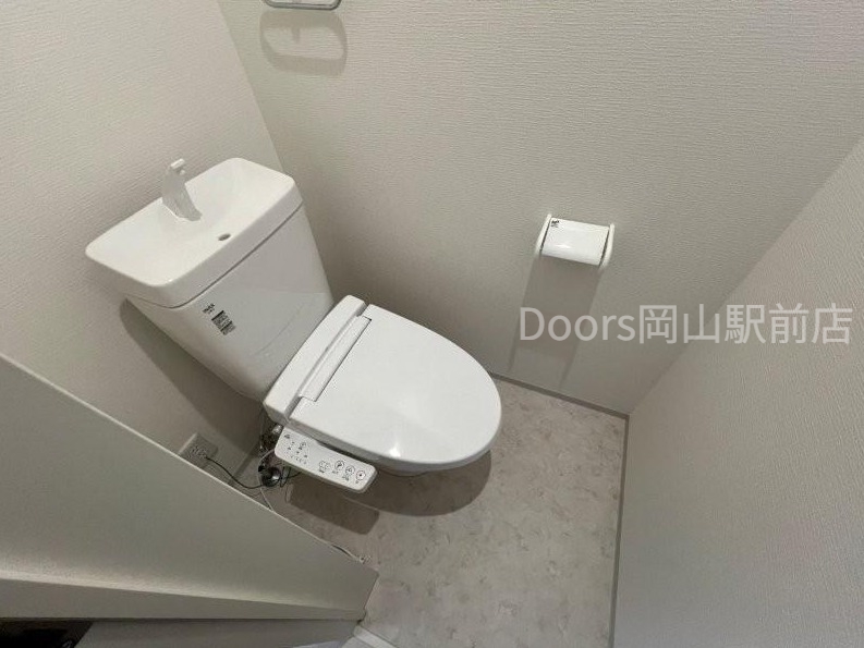 ＪＲ宇野線 大元駅 徒歩33分 2階建 築1年のトイレ写真
