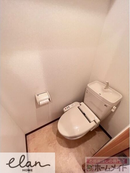 地下鉄長堀鶴見緑地線 蒲生四丁目駅 徒歩3分 7階建 築19年のトイレ写真