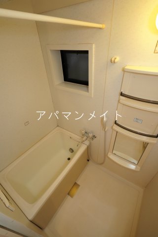 リヴェールIの風呂写真