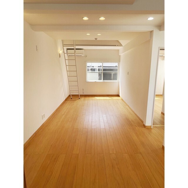 シエル梅ヶ丘-再契約型-の居間写真