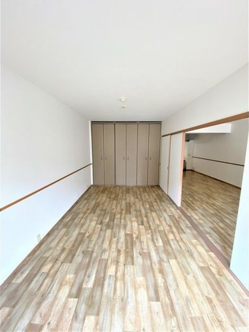 収納　※写真は同じマンションの違う部屋のものになります。