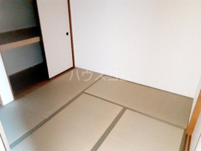 ヴィラボナールB棟の内装写真
