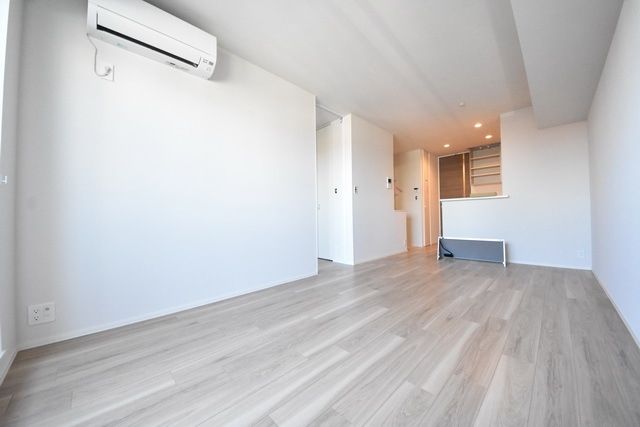 Fiore桜ヶ丘の居間写真