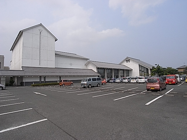 図書館　川西町立図書館（図書館）まで324m