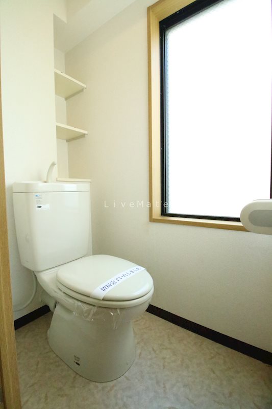 KHKコート板宿のトイレ写真