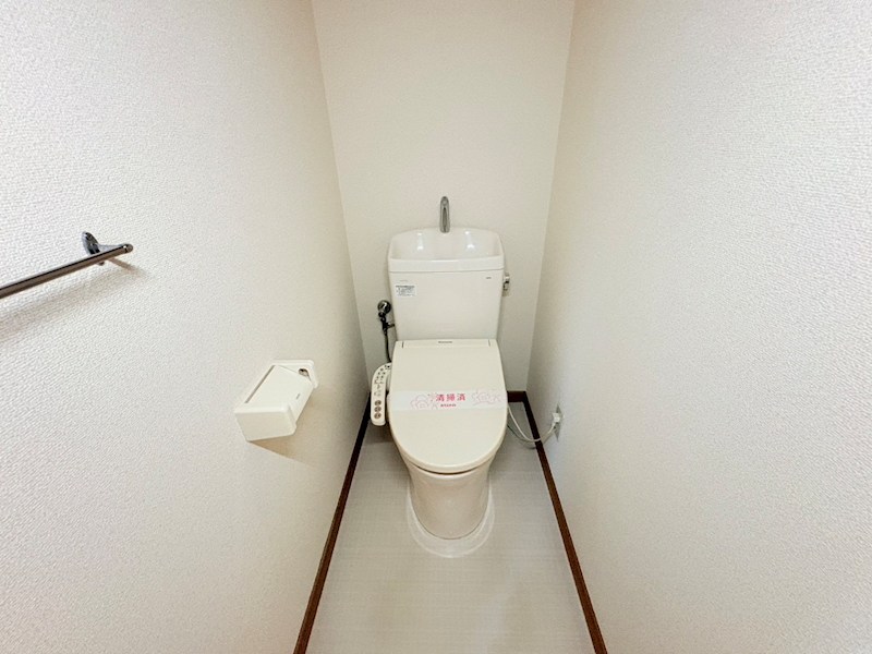 ＪＲ総武本線 四街道駅 徒歩17分 3階建 築26年のトイレ写真