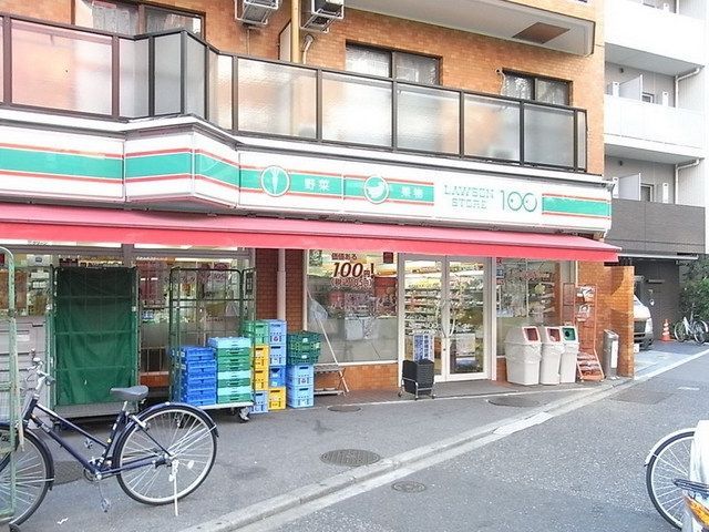 コンビニ　ローソンストア１００（コンビニ）まで200m