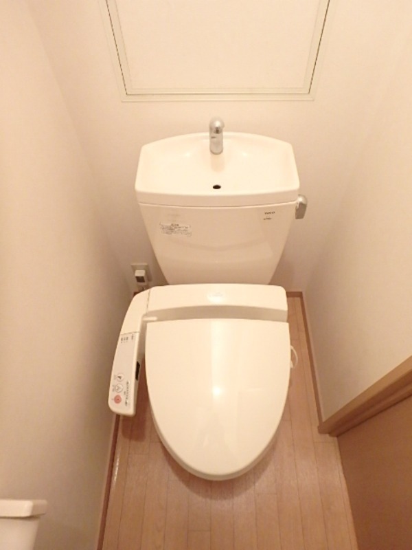 トイレ　図面と現状に相違がある場合には現状を優先