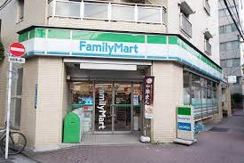 コンビニ　ファミリーマート 江東亀戸二丁目店（コンビニ）まで81m