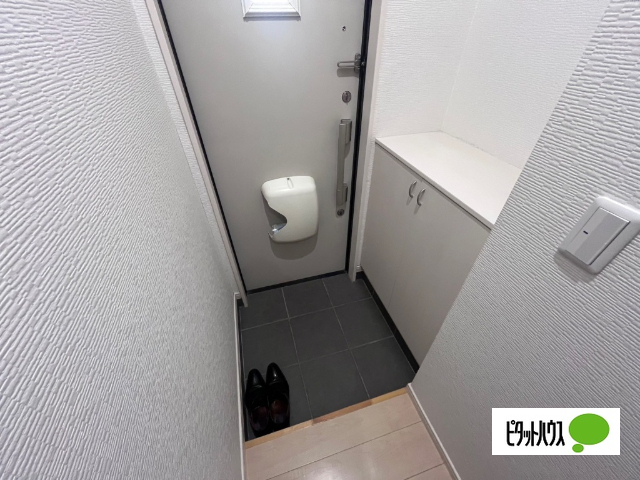 M-residenceの玄関写真