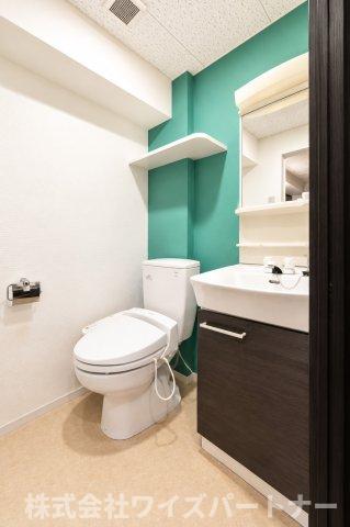 地下鉄箱崎線 馬出九大病院前駅 徒歩18分 20階建 築19年のトイレ写真