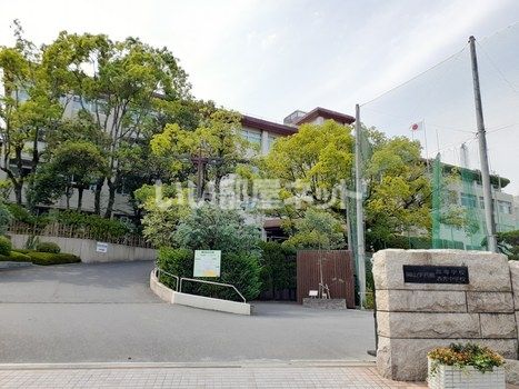 高校・高専　岡山学芸館高等学校（高校・高専）まで1346m