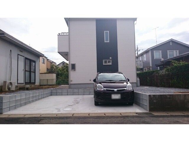 駐車場　駐車場