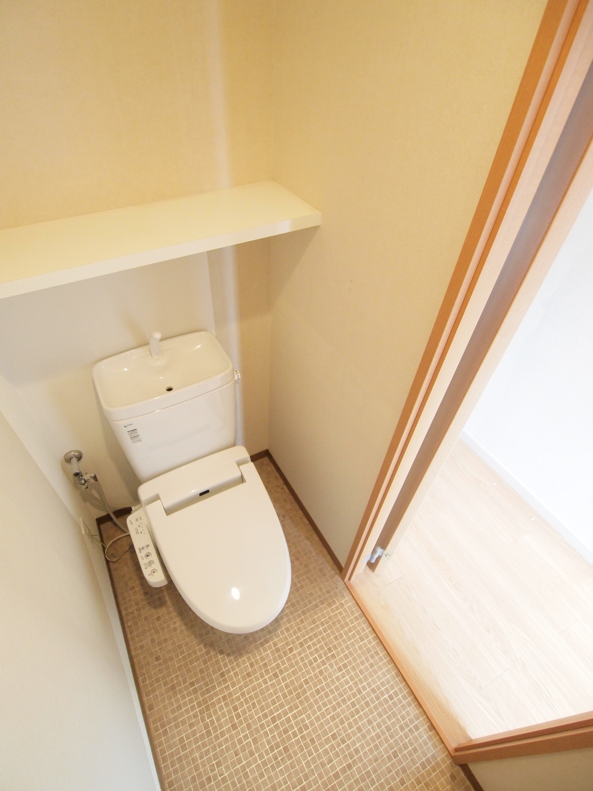ウイングス三萩野のトイレ写真