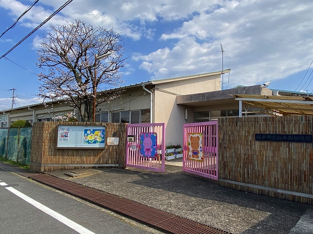 幼稚園・保育園　桜井市立幼稚園桜井西幼稚園（幼稚園・保育園）まで424m