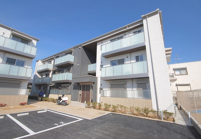 建物外観　Ａ棟