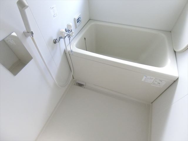ハイツ亀崎の風呂写真