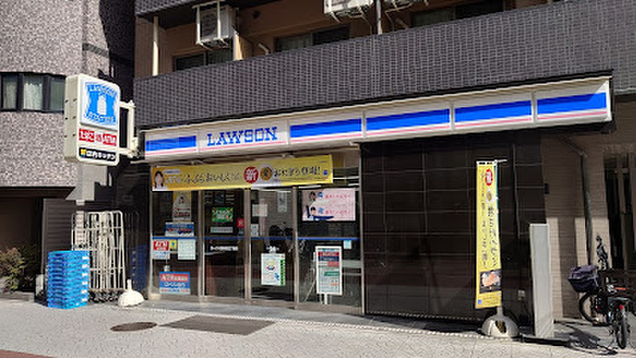 コンビニ　ローソン 西本町三丁目店（コンビニ）まで27m