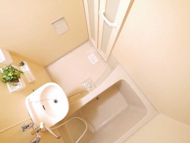 バス・シャワールーム　日々の暮らしに欠かせないお風呂です
